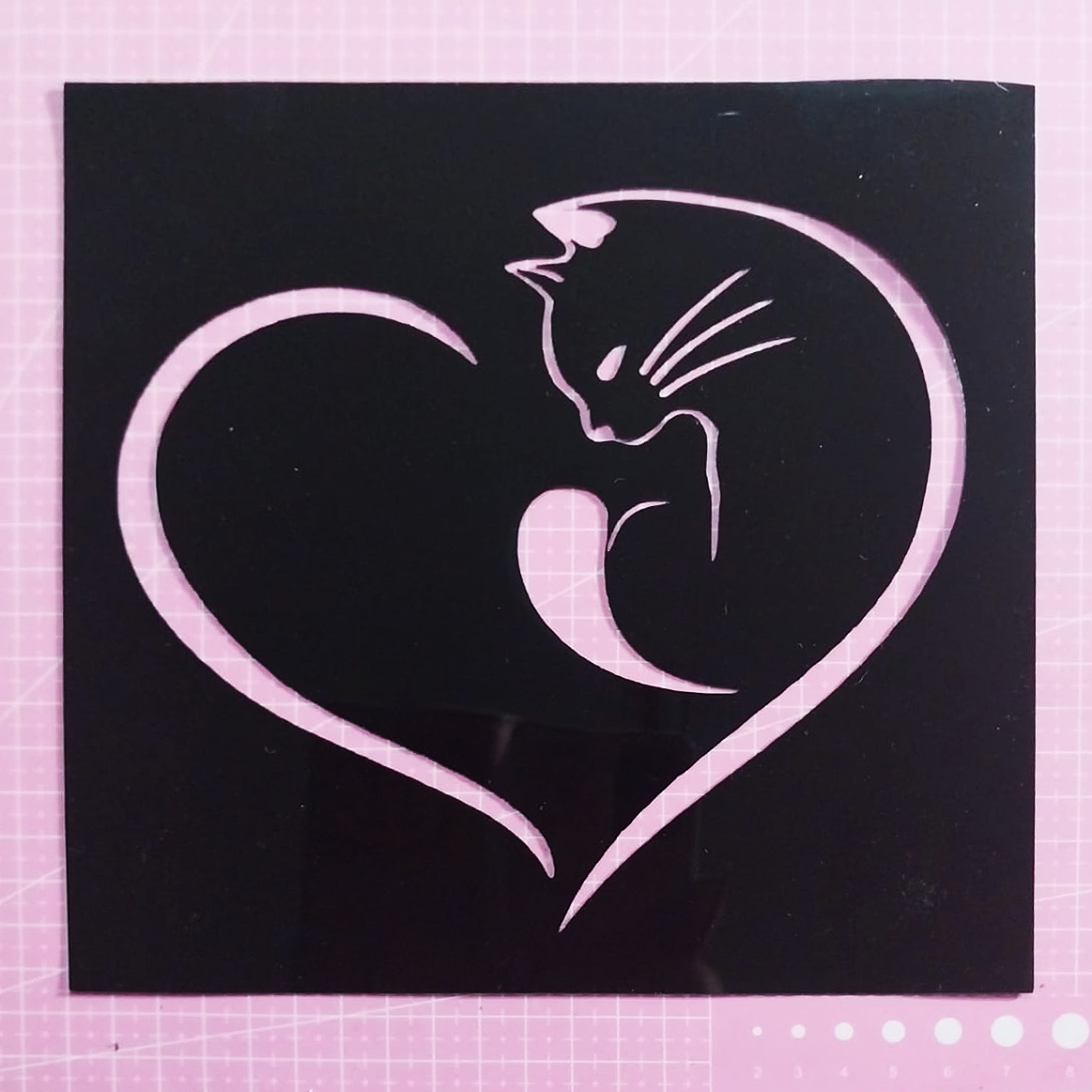 Stencil gato y corazón 24x20 cms (S177)